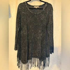 Jess & Jane 3/4 sleeve top.